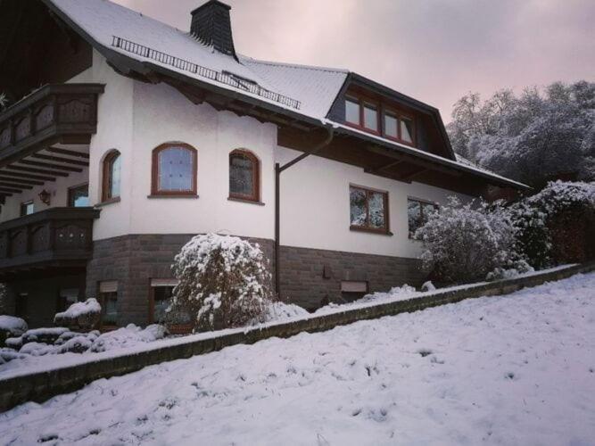 Spacious Flat In Adenau Near The N Rburgring Extérieur photo