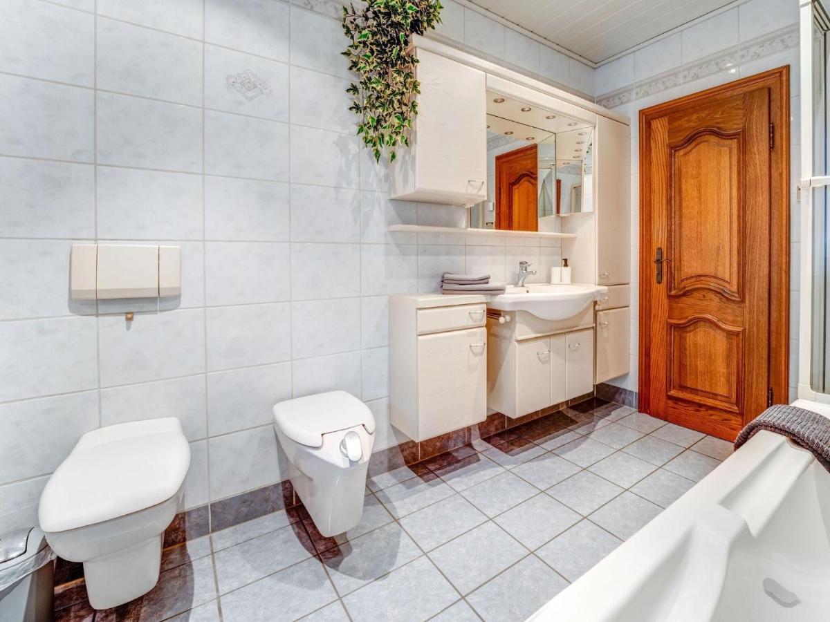 Spacious Flat In Adenau Near The N Rburgring Extérieur photo